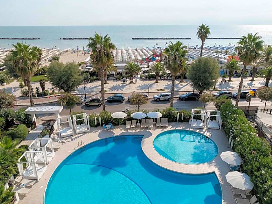 International Hotel & Suite - In prima fila sul lungomare