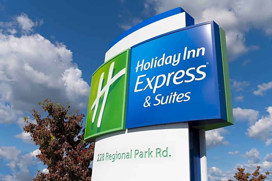 Holiday Inn Express & Suites Lebanon