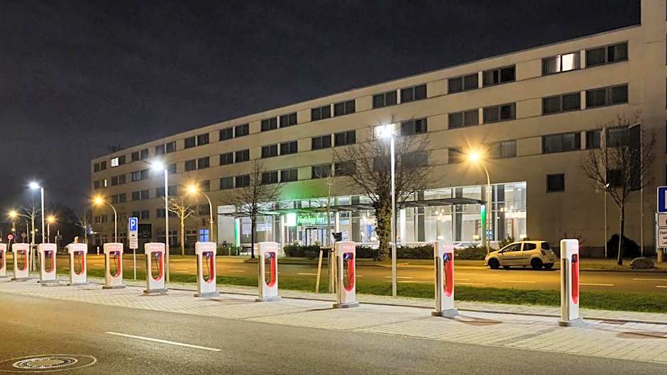 Holiday Inn Berlin Airport - Conference Centre By IHG