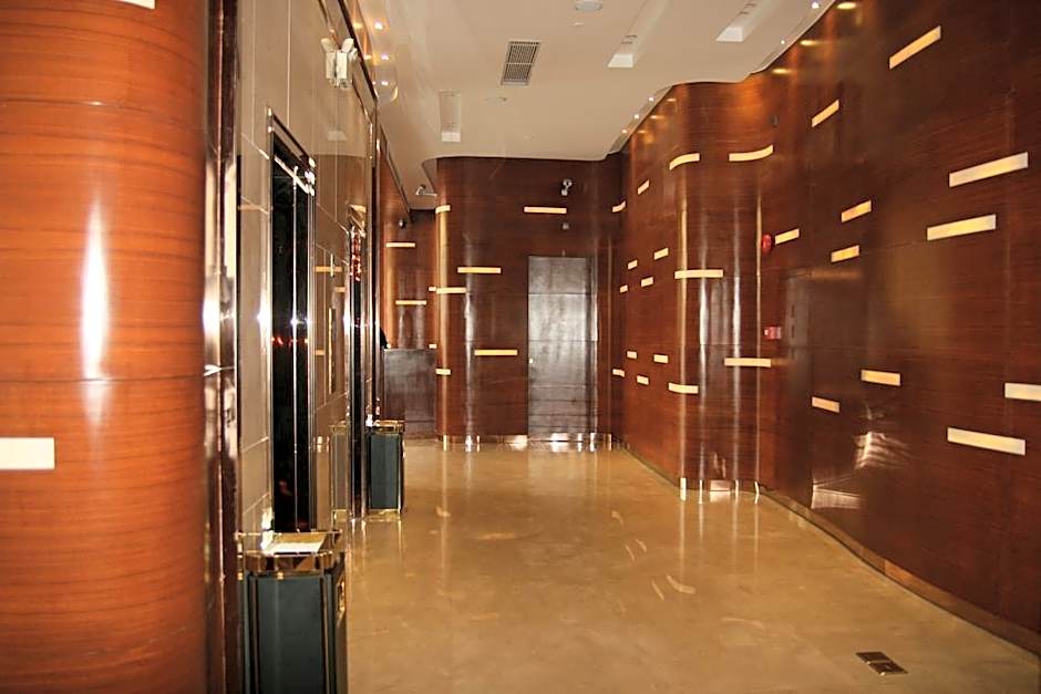 J Hotel