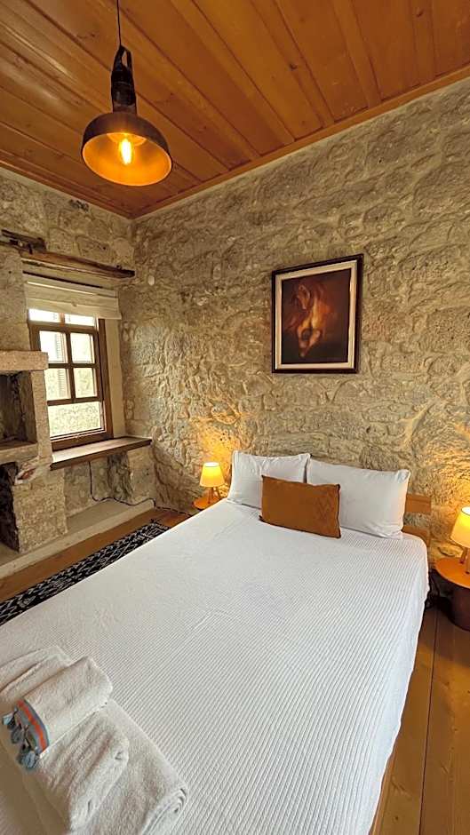 SİSU ALAÇATI OTEL