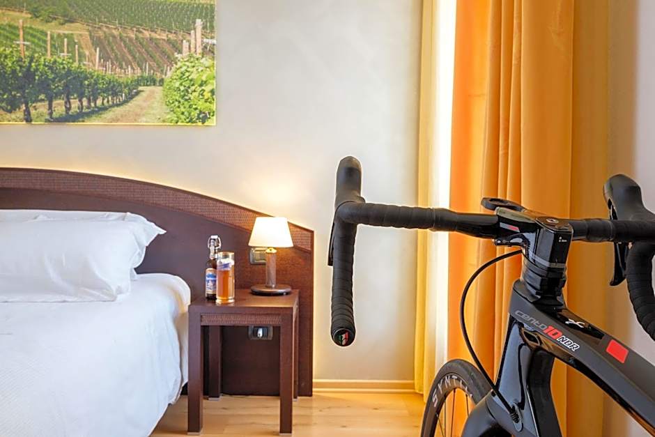 Wine Hotel San Giacomo Activity & Wellness