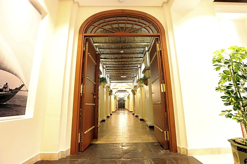 Delmon International Hotel