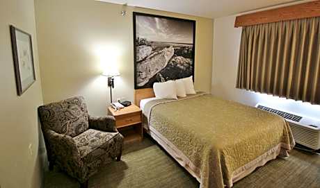 Queen Room - Disability Access