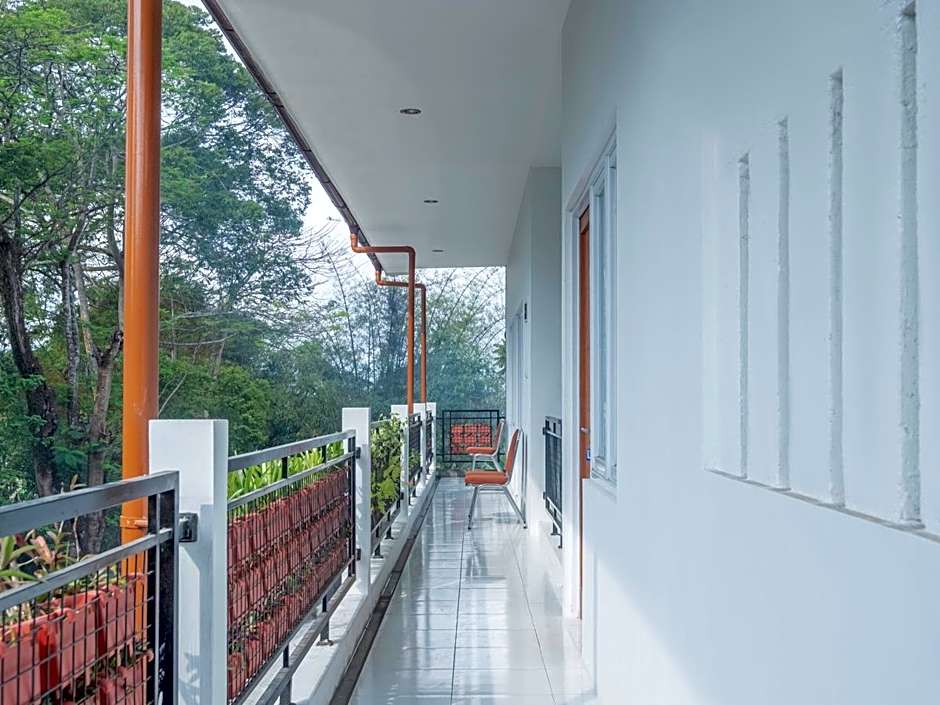 OYO 2188 Rossan Villa 4