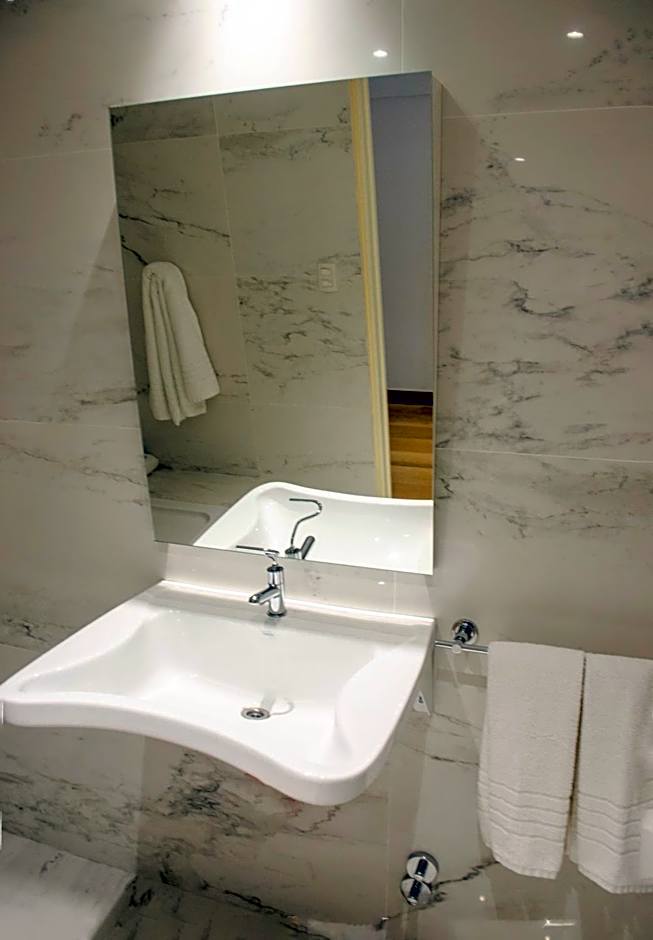 Avellaneda Aparts & Suites