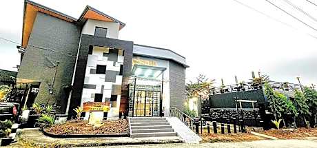 Rocca Del Garda Residences