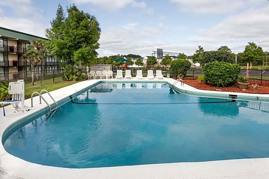 Days Inn by Wyndham Valdosta/Near Valdosta Mall