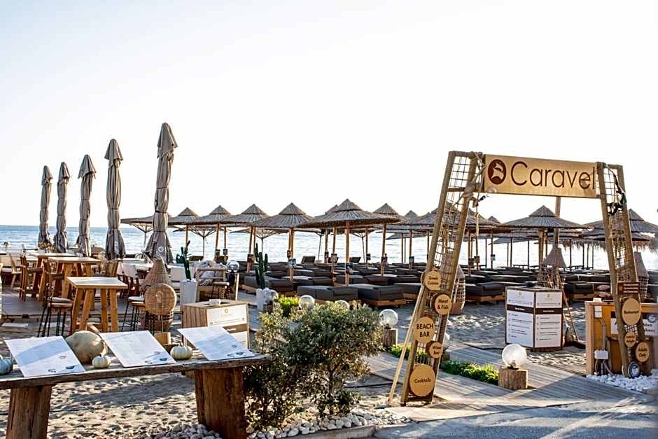 Yianna Caravel "by Checkin"