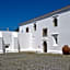 Pousada Convento de Arraiolos - Historic Hotel
