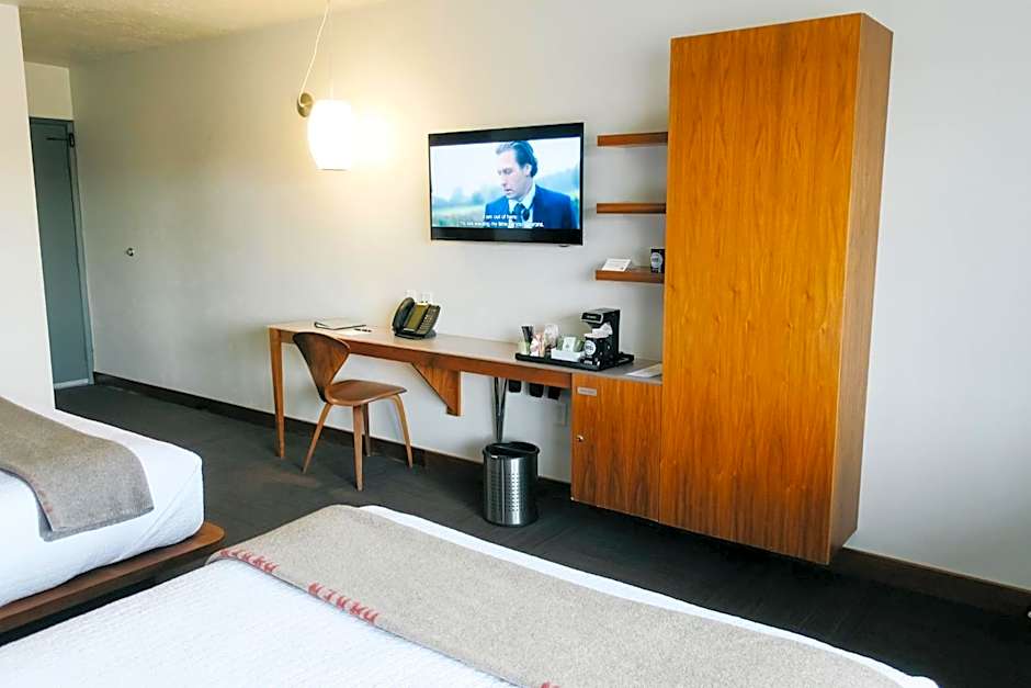 Modern Hotel