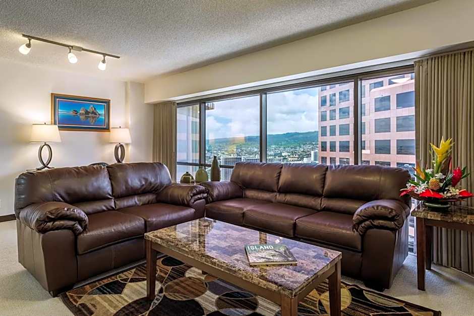 Aston At The Executive Centre Hotel