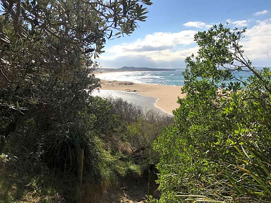 Surfside Cudmirrah Beach