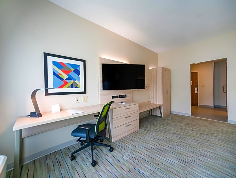 Holiday Inn Express & Suites Southaven Central - Memphis