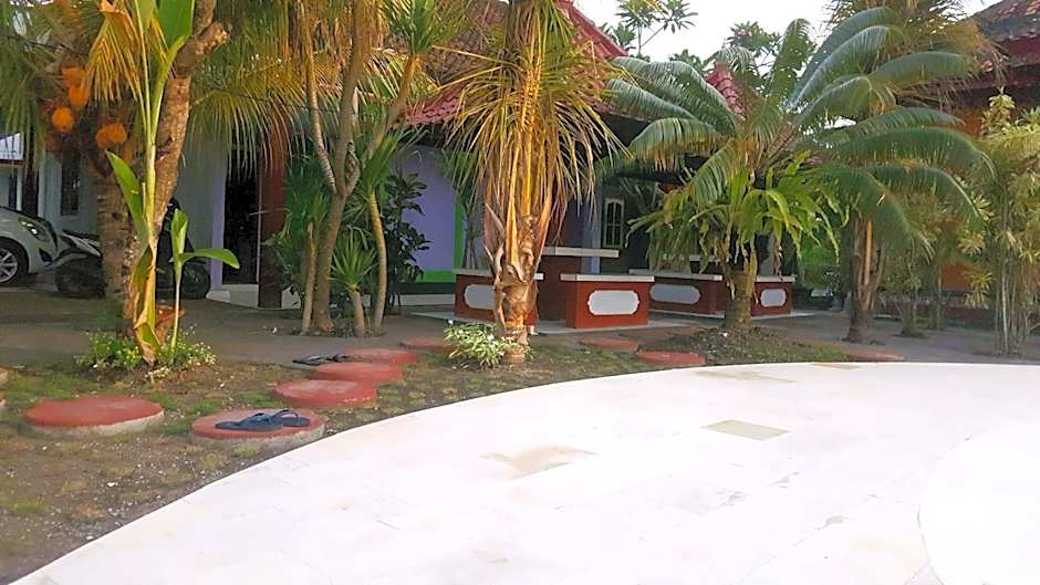 HOTEL SEGARA MANDALA