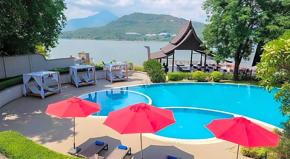Champasak Grand Hotel