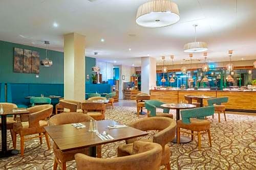 Clarion Cedar Court Wakefield Hotel