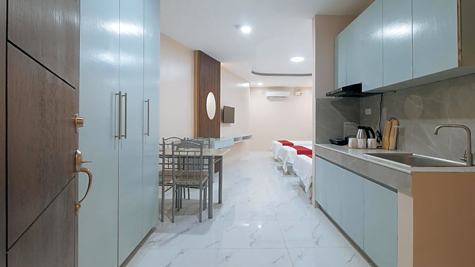 RedDoorz at Happy Stay Apartelle