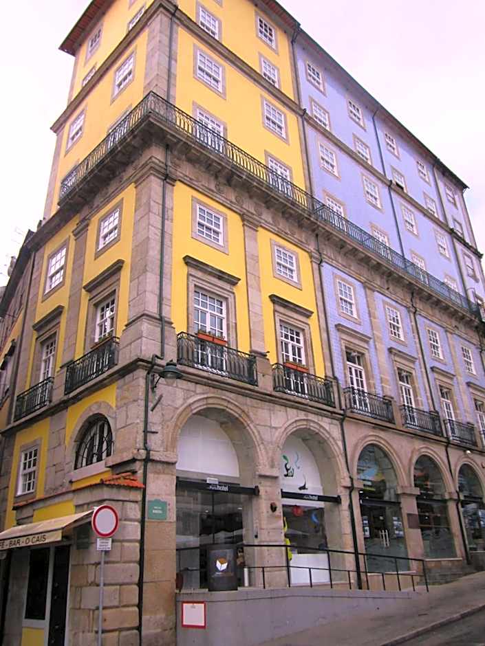 Oca Ribeira do Porto Hotel