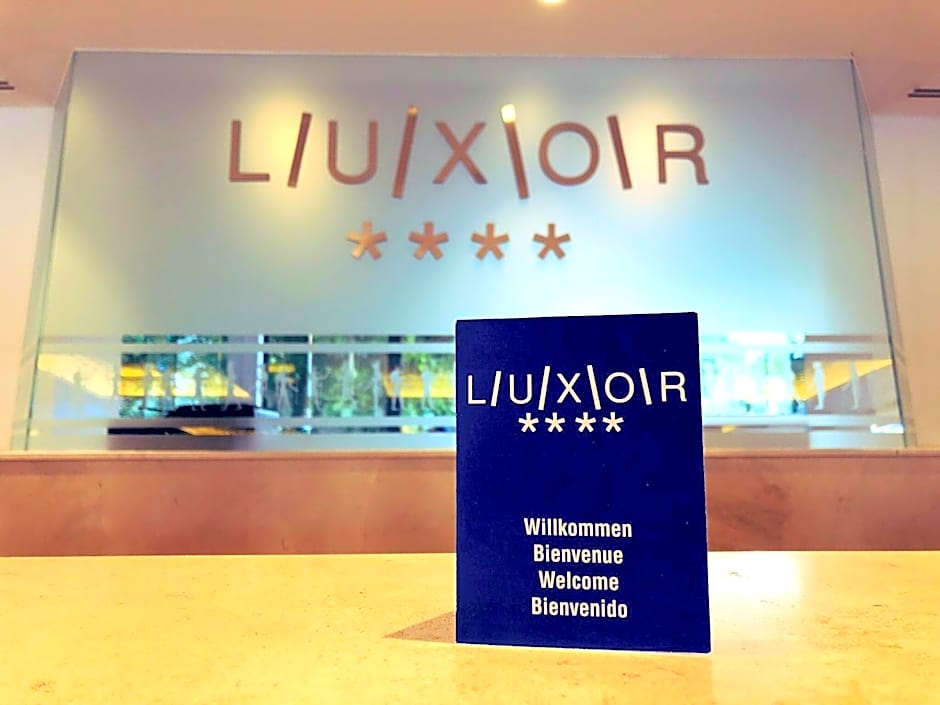 Hotel Luxor