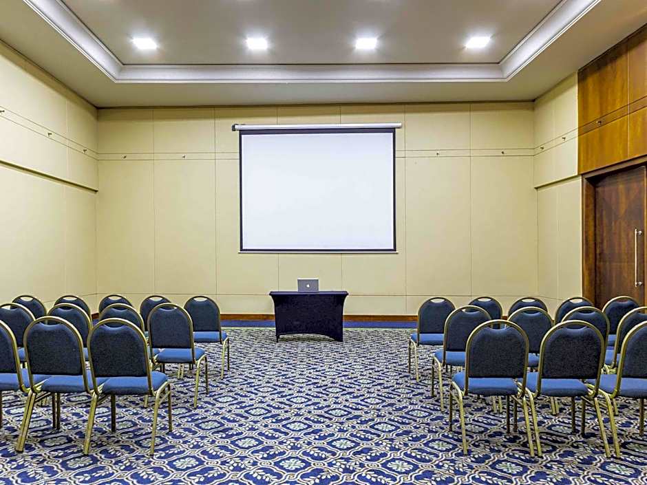 Grand Mercure Curitiba Rayon