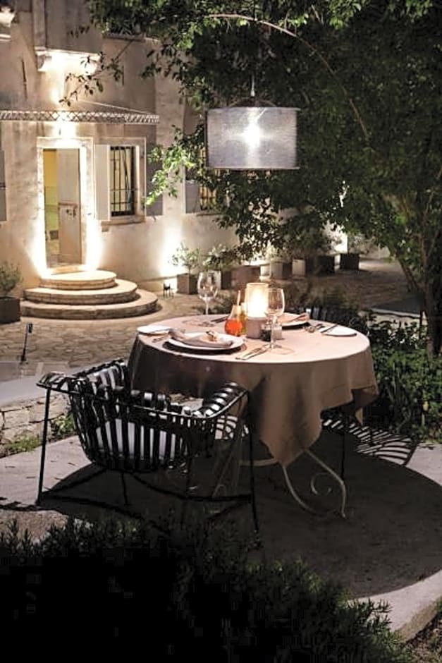 Torri e Merli, Paxoi