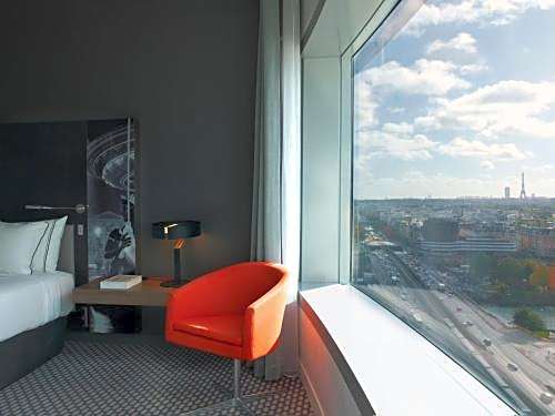 Melia Paris La Defense