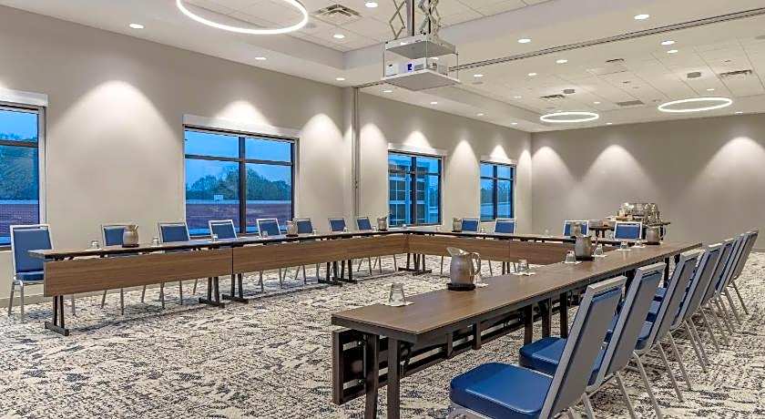 Cambria Hotel Rock Hill - University Center