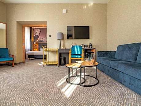 Standard Apartment with One Double Bed