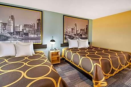 Deluxe King Room - Non-Smoking