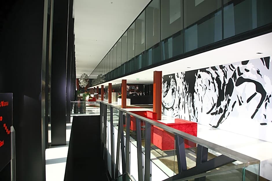 Axis Viana Business & SPA Hotel