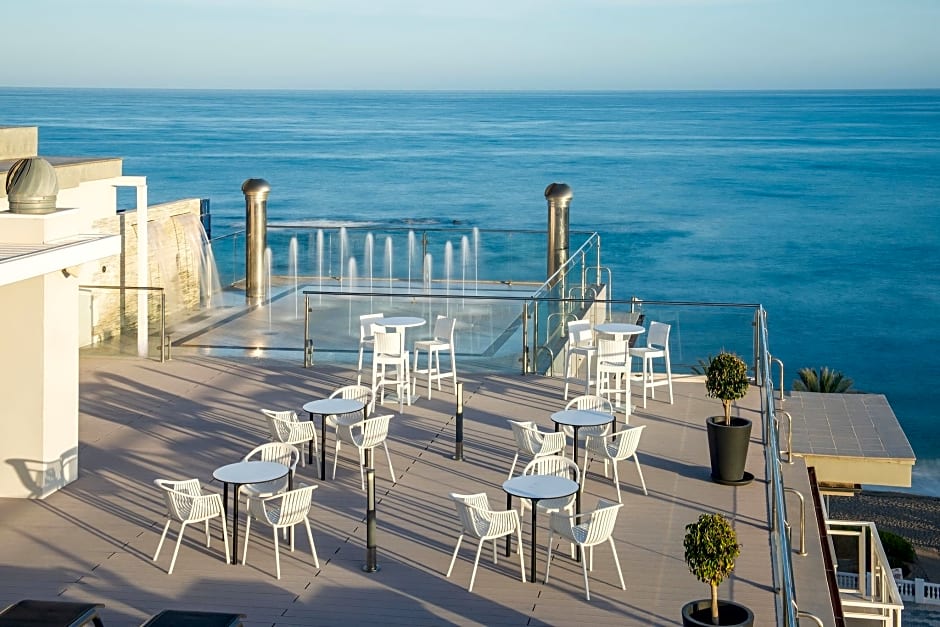 Hotel Las Arenas Affiliated by Meliá