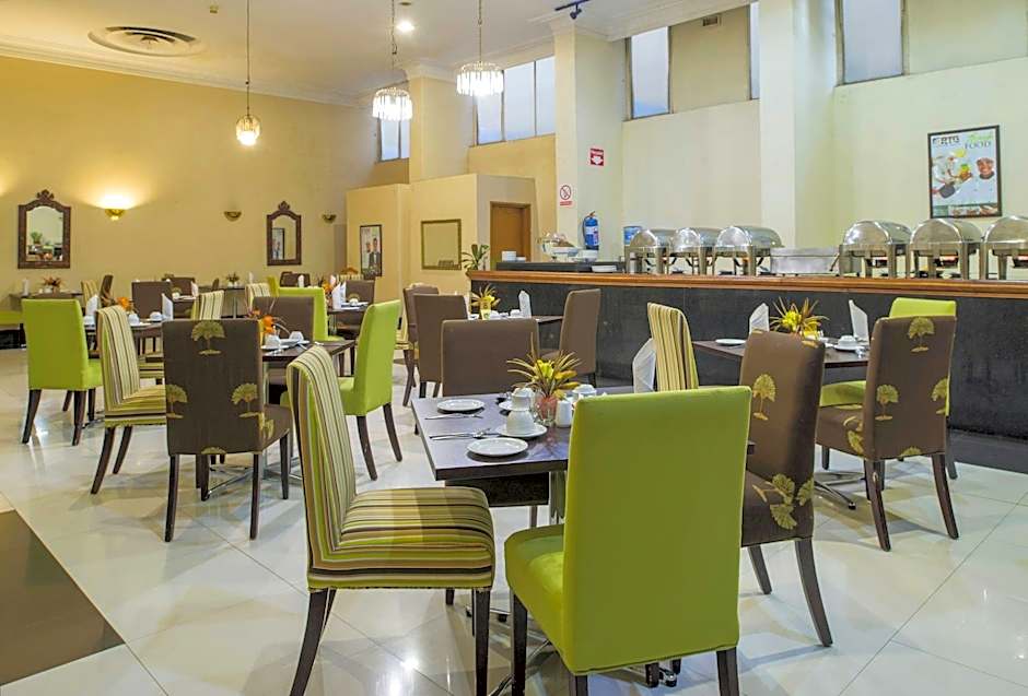 New Ambassador Hotel