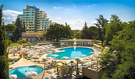 Hotel Valamar Diamant