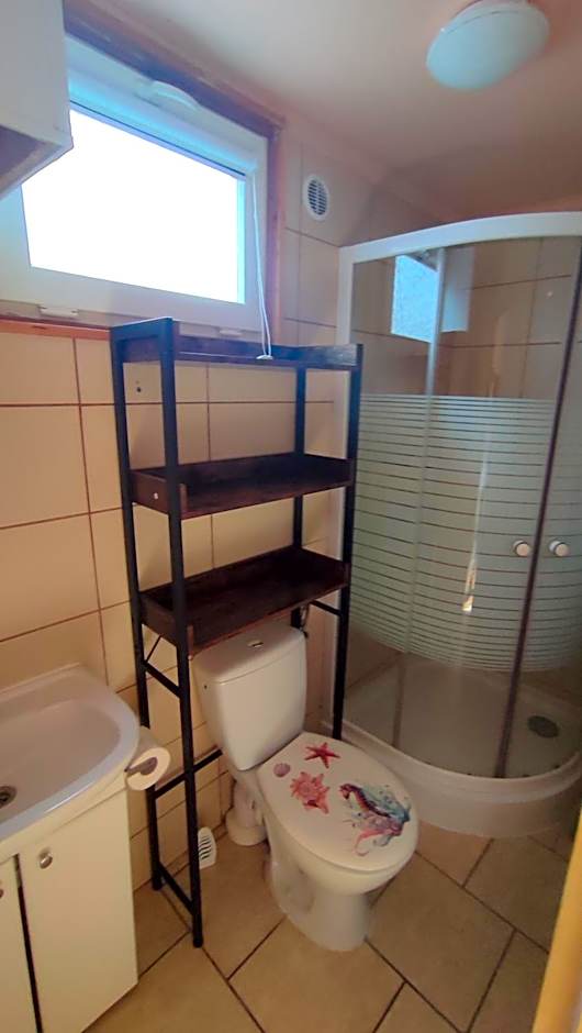 Piętrowe DOMKI KLIF 6os,Duże tarasy Dzika plaża Łąka Bociek Cisza Szlaki rowerowe Pieski 25zldzien