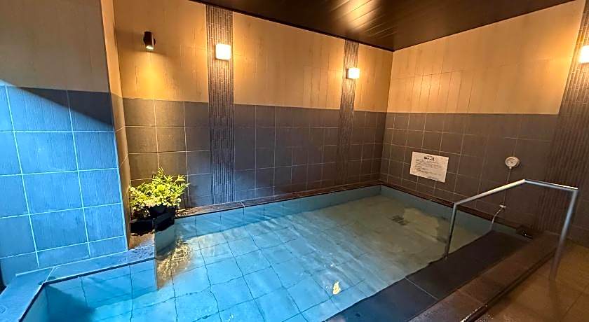 Hotel Route Inn Grand Wakayama Eki Higashiguchi