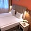 Hotel Forum - Free Parking for cars