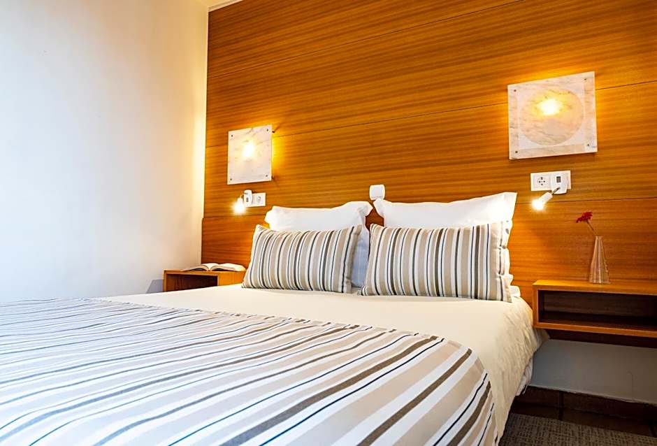 Hotel Apartamento Porto Covo