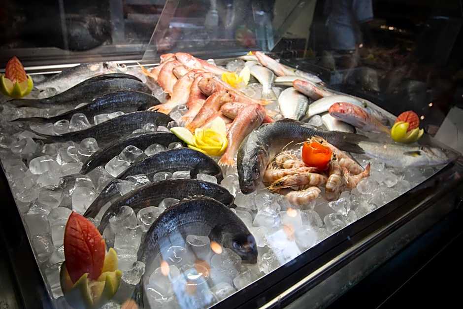 Golden Tulip El Mechtel Hotel