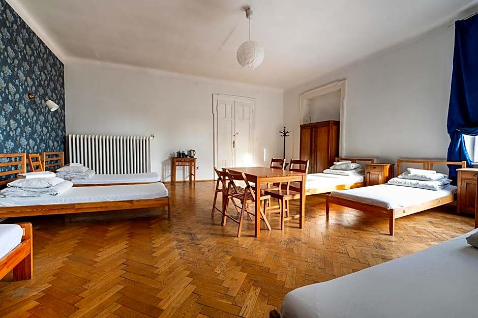 Trzy Kafki Private Rooms