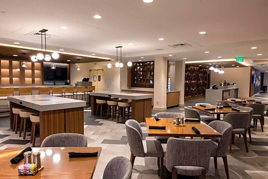 DoubleTree By Hilton Tinton Falls Eatontown
