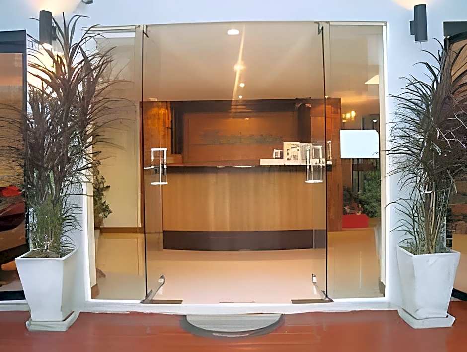 Sooksabai Jomtien Beach Hotel – Pattaya, DC