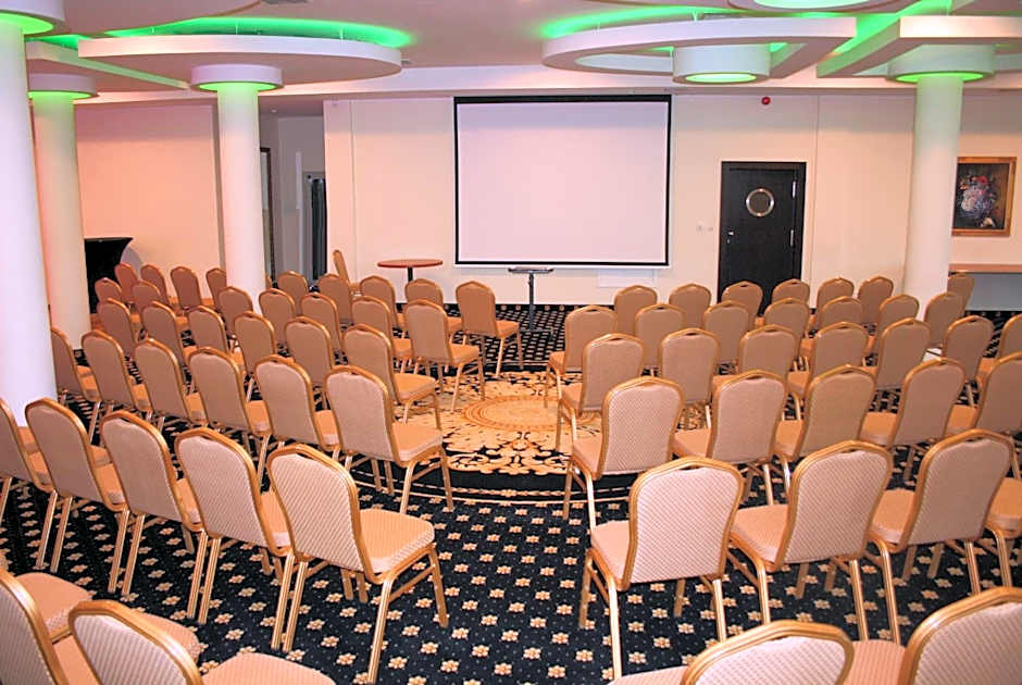 Hotel Business Faltom Gdynia