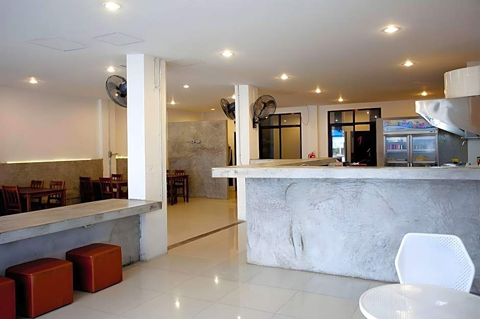 iCheck inn Chill Patong