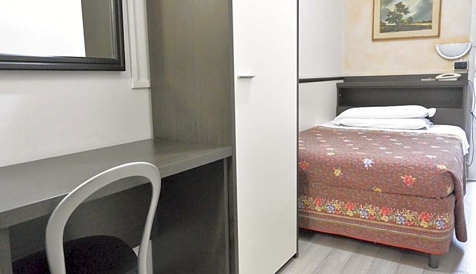 Hotel Arno – Milan, DC