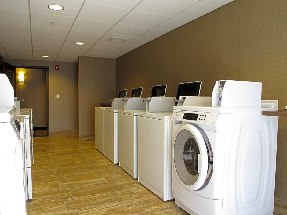 Homewood Suites by Hilton Coralville - Iowa River Landing