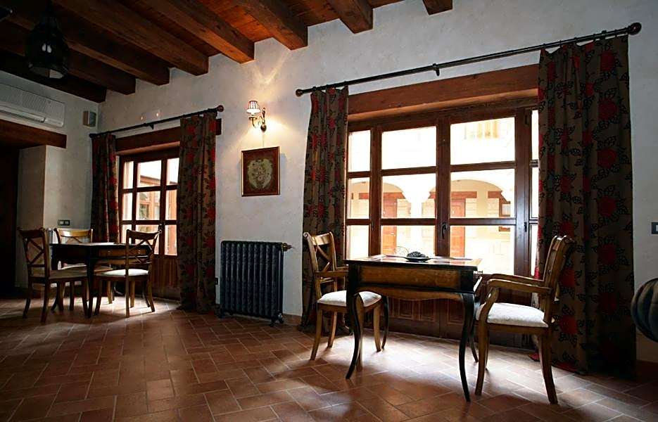 Posada Los Condestables Hotel & Spa