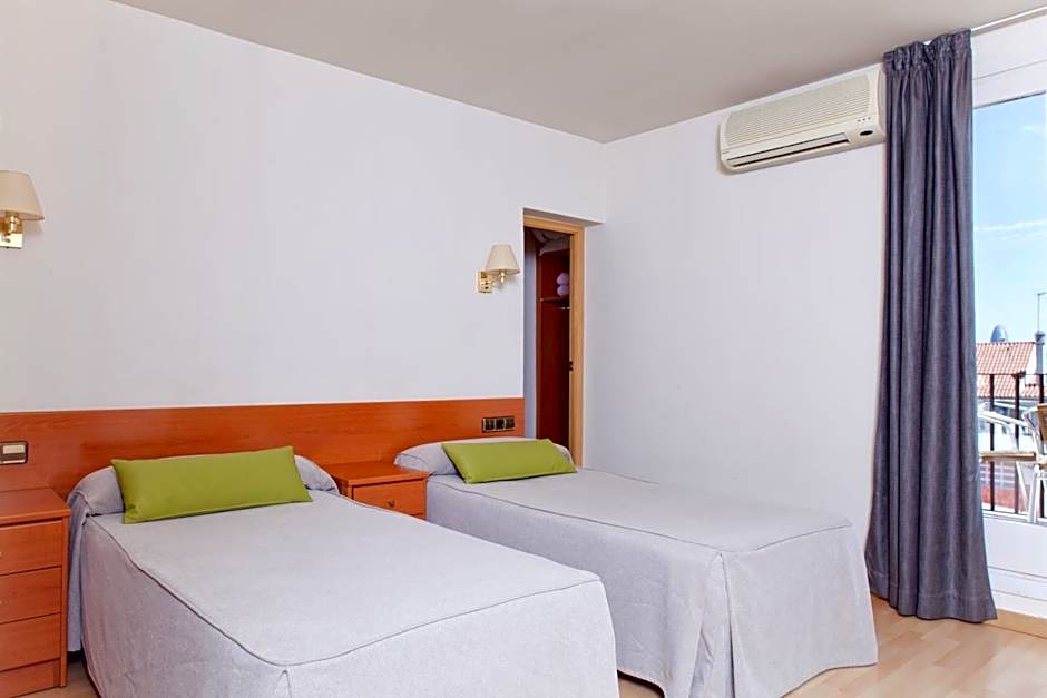 Hotel Everest