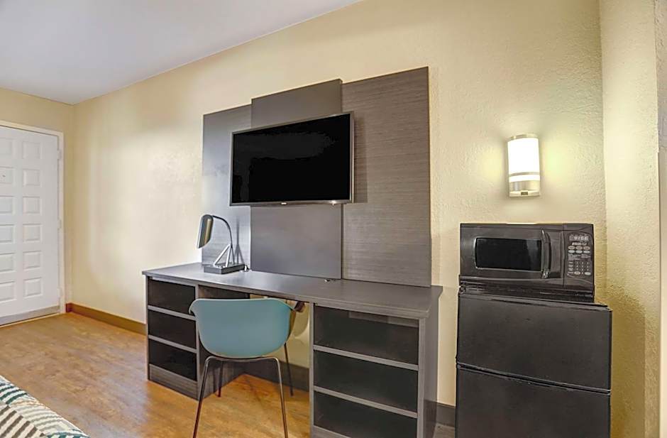 Motel 6-Amarillo, TX - Airport