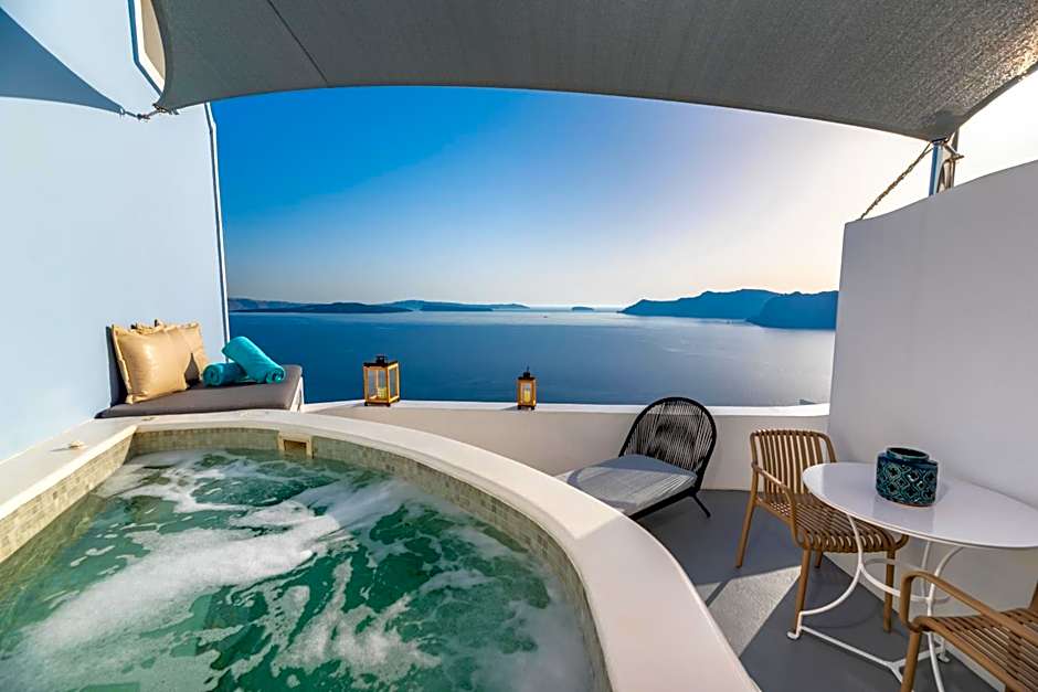 Kima Oia Suites